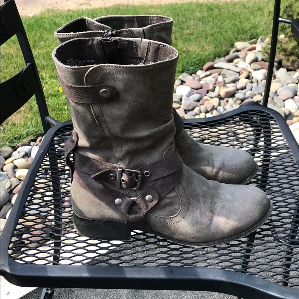Maurices boots